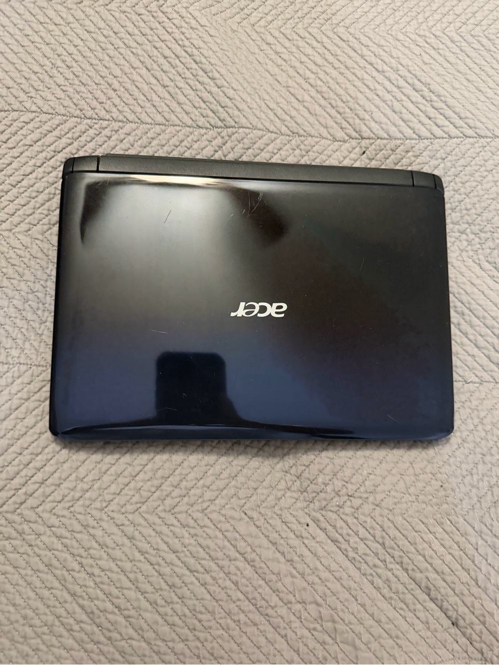 Acer Aspire one Netbook 532n-2588 for parts or repair
